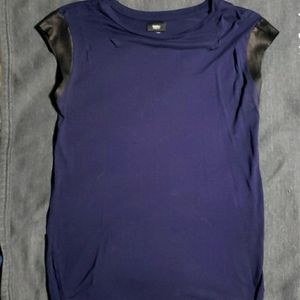 Mossimo navy tunic with faux leather cap sleeves